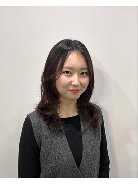 アイナ(AINA) 顔まわりたっぷりレイヤー