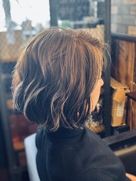 インフィニティ(INFINITY) 大人のためのフレンチボブ×ブルーアッシュカラー