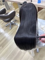 ウラン 苫小牧店(Urun) 風に靡く様な柔らかくストレート