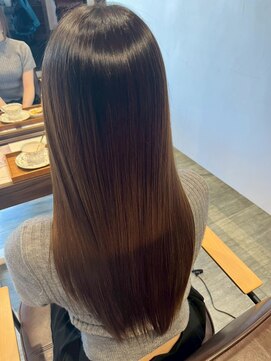 クレヨン ケース(Crayon case) 大人可愛いショコラアッシュチャコールグレー艶カラーロングヘア