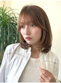 ミディアムレイヤー/顔まわりレイヤーカット/ベージュカラー