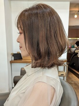 ヘアスタジオルース(HAIR STUDIO LUZ) 40代50代60代の大人ボブ/白髪ぼかしハイライト/堀江/北堀江