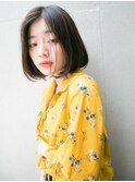 センターパート 黒髪スタイル