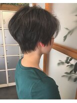 イーズ(e's)&nbsp;後頭部ふっくら☆センシュアルショート×アッシュカラー