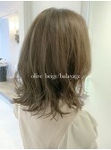 大人かわいいことりベージュ毛先パーマウォーターフォール