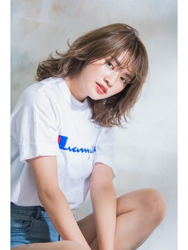 ヴァンクシー バイ ルナ(VANKCY by Luna) グレージュ/ひし形シルエット/切りっぱなしボブ/小顔/20代/30代