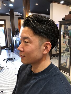 バーバー アカダマ ショートスタイル