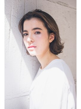 ピズム(PISM) 外ハネエアリー耳かけイメチェンボブ/フォギーベージュ