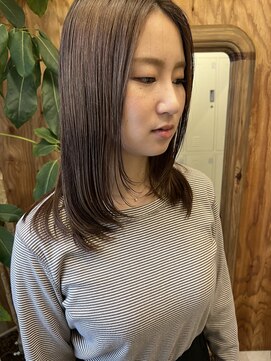 ソファ sofa ミディアムヘア/大人ヘア/顔周りレイヤー/オリーブブラウン