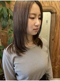 ミディアムヘア/大人ヘア/顔周りレイヤー/オリーブブラウン
