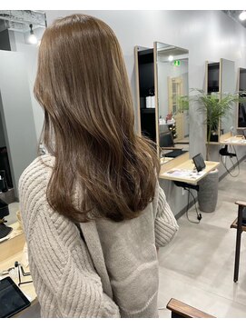 アトレ 南堀江店(attrait) 大人可愛いグレージュカラー/ゆるふわウェーブ巻き