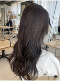 透明感抜群のアッシュグレージュ
