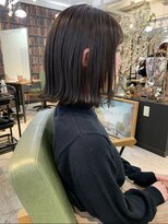 ルックアット(Look at)&nbsp;【Look at】20代30代40代アッシュオリーブニュアンスボブ外ハネ