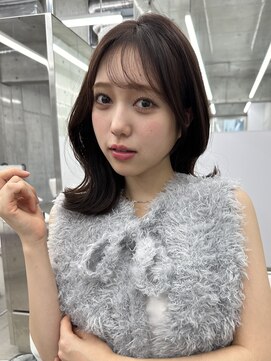 アイヴィ 表参道(IVY) シースルーバングくびれヘア【肥田亜沙美】