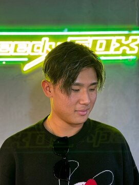 グリーディーフォックス 代々木(Greedy FOX) 波巻き/ハイライト/マッシュパーマ/ウルフ[シェービング]