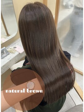 ジーナ サンシャイン通り池袋(Zina) naturalbrown【Zina 保科侑花】