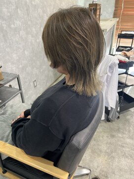 ヘアメイク リヴ(Hair Make Liv) ブリーチ必須 アッシュグレージュ