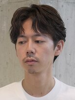 テン 心斎橋(tenn.)&nbsp;メンズセンターパート七三分けパートニュアンスパーマ刈り上げ