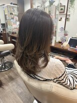 コジック ヘアアンドアイ(Cogic hair & eye)&nbsp;ハッシュカットセミロング小顔レイヤーグラデーションカラー