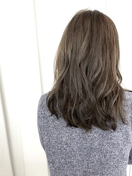 ラヴェストバイフレイスウェル(LOVEST by frace well) バレイヤージュで作る外国人風カラー