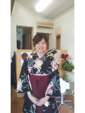 ミナル美容室 卒業式の袴