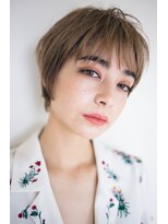 ピズム(PISM) ジェンダーレスイメチェンショート/フォギーベージュ