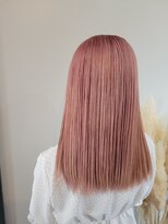 レヴィーヘアー(Revie hair) ピンク×ホワイト