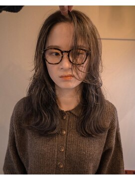 ニード(need) ハスキーグレージュ