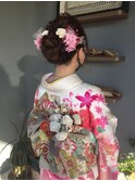 シニヨンヘアアレンジ