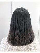 クールブ(Courbe)&nbsp;髪の赤みサヨナラ♪人気のオリーブグレージュカラー