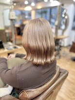 ワン エイティー ディグリース 恵比寿(180°One Eighty Degrees.)&nbsp;White Beige / ケアブリーチ１回 / ブリーチクーポン有ります★