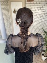 フェリーチェ(Felice)&nbsp;ツインアレンジ　ツインヘア　編み下ろし　参列ヘア