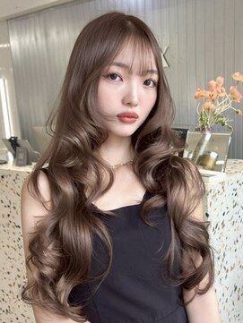 オニキス(ONYX) e130韓国ヘアーフォワード巻きレイヤーカット透明感ミルクティー