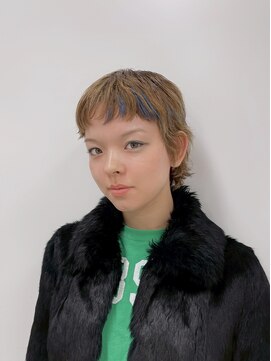 ヴィサージュクオン(VISAGE Quon) エフォートレスショートウルフ