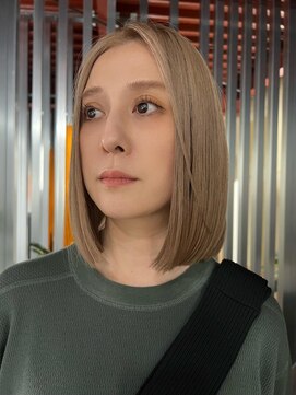 シロ(Shiro) beige bob