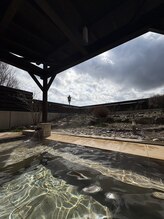 サウナ、温泉に入るのが好きです