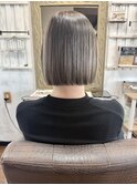 スタイリングしていないボブ