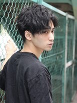 ルーシー 渋谷(LUCEY)&nbsp;センターパートフェザーパーマシャドウパーマメンズパーマ