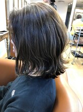 ヘアーデザイン ホワイト(HAIR design White)