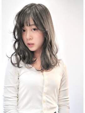 アフェクト(affect) 【aｆｆeｃｔ井本美鈴】アンニュイほつれヘアミディアムスタイル