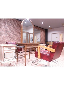 【川崎駅徒歩3分】隠れ家サロン◇ゆったりと過ごせる2席のプライベート空間♪大型サロンが苦手な方も◎