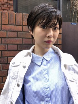 ウィーク 梅田(UiiC) すっきり大人ショート★骨格似合わせ【uiic umeda rira】