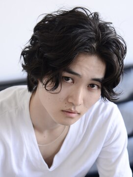 ロアーヘアー オペラオー 折尾店(RAWR hair Opera O) 【RAWR】メンズパーマ_センターパートウルフ