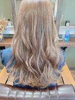 エムエーヘアースタジオ(M/A hair studio.) ナチュラルベージュ