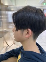 ミューズ 新小岩店(HAIR&NAIL MUSE) 前下がりマッシュヘアー黒髪センターパート暗髪ユニセックス