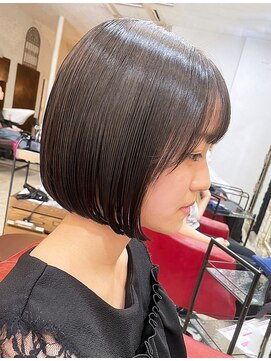 ブランシェ(branche) ミニボブ/レイヤーカット/ぱっつん前髪