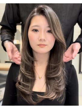 ワン バイ ジエクト(One by The Ect) 【レイヤーロング】ミルクティーアッシュカラーシルキーベージュ