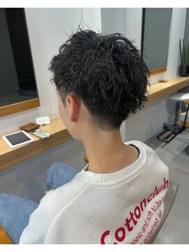 ドットエフ(.f) ツイスト/ツーブロ