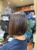 白髪ぼかしコンサバボブ