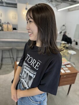 エルメ(Elme) アッシュグレージュで黄ばみ消し★